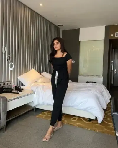 Call Girls Manewada Cash On Delivery